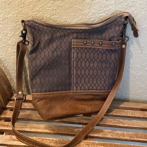 Myra Crossbody bag